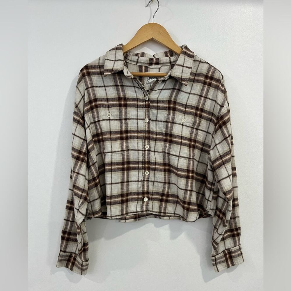 American Eagle Women’s Long Sleeve Crop Flannel Button Down Shirt Large